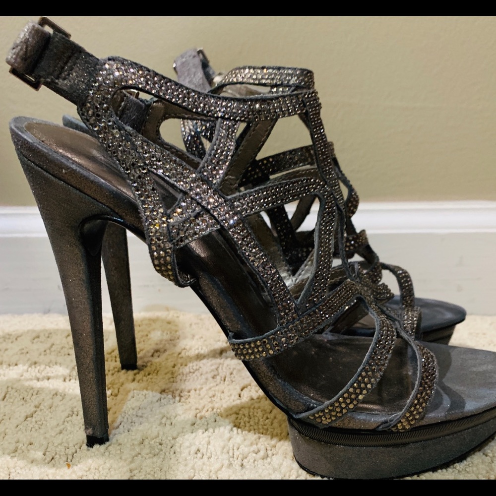 PELLE Platform Shoes size 8